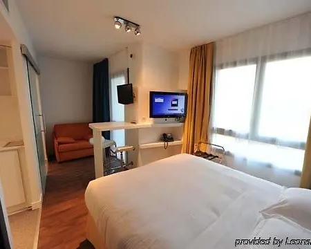 Lr La Rochelle Hotel 3*