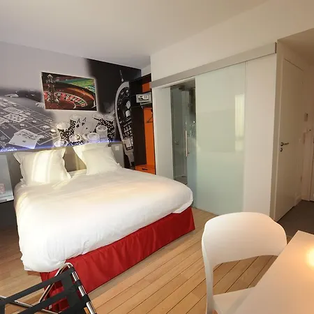 Lr La Rochelle Hotel 3*