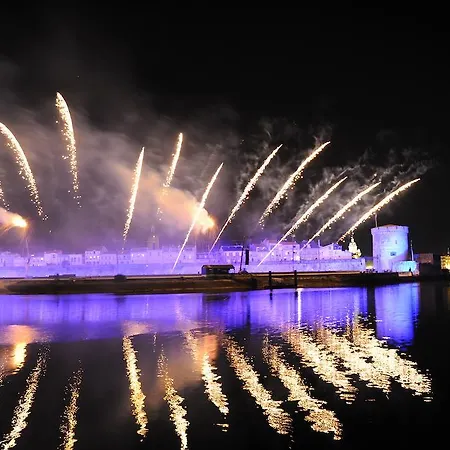 فندق Lr La Rochelle
