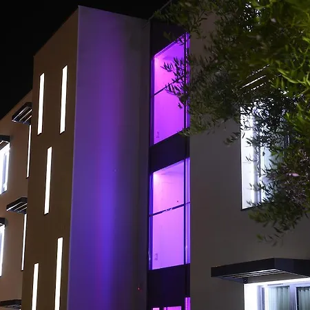 فندق Lr La Rochelle لا روشيل